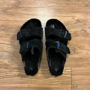 Birkenstock Arizona Shearling sandals in suede leather black